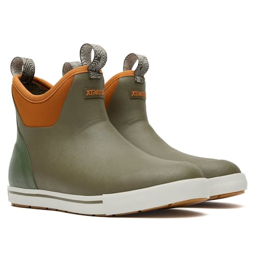 laydown image of Ankle Deck Boot 6" Camp