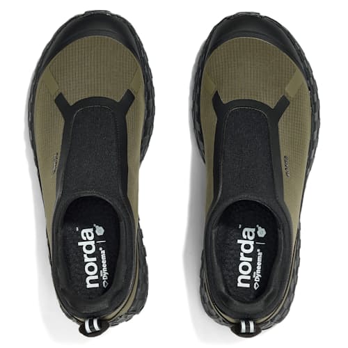 laydown image of 003 G+ Trail Sneaker