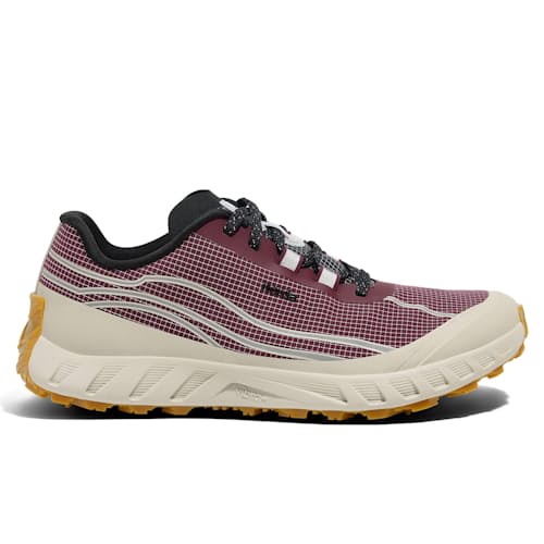 laydown image of 002 Trail Sneaker