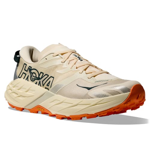 lifestyle image of Speedgoat 7