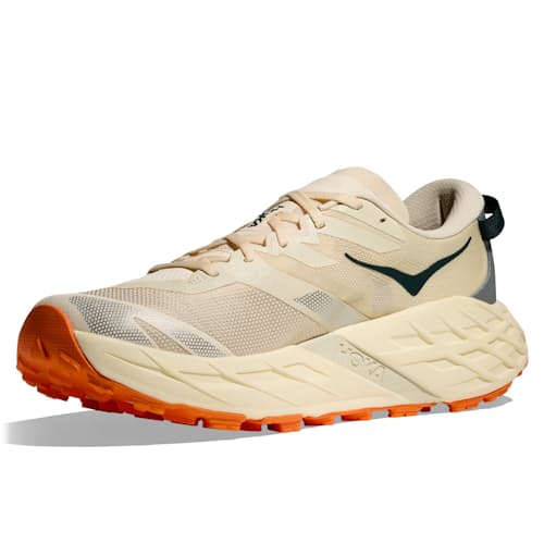 lifestyle image of Speedgoat 7