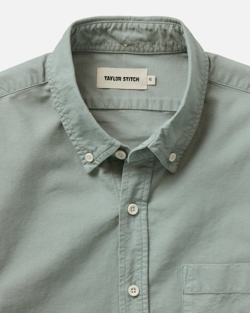 laydown detail image of The Jack Everyday Oxford Shirt