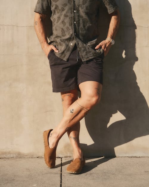 lifestyle image of The Apres Short - 7"