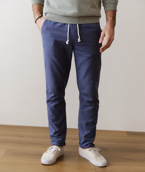 on model image of Saturday Stretch Beach Pant