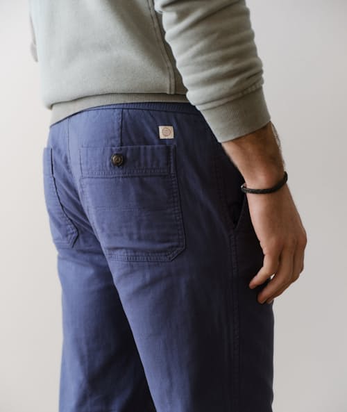 on model image of Saturday Stretch Beach Pant