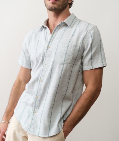 on model image of Classic Stretch Selvage Short Sleeve Shirt