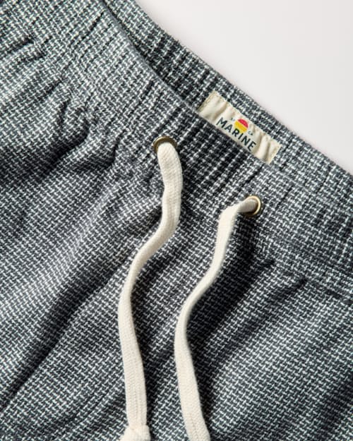laydown detail image of Saturday Stretch Beach Short - 6"