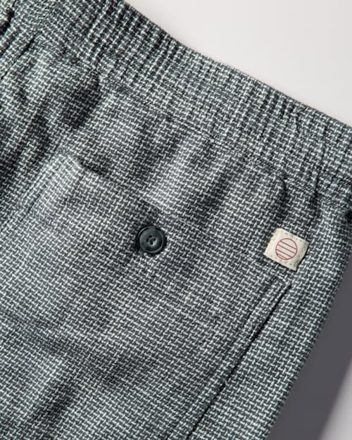 laydown detail image of Saturday Stretch Beach Short - 6"