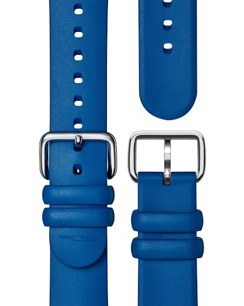 lifestyle image of Runwell Detrola 3HD 41mm, Blue Rubber Strap