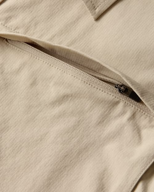 laydown detail image of Solas UPF Shirt