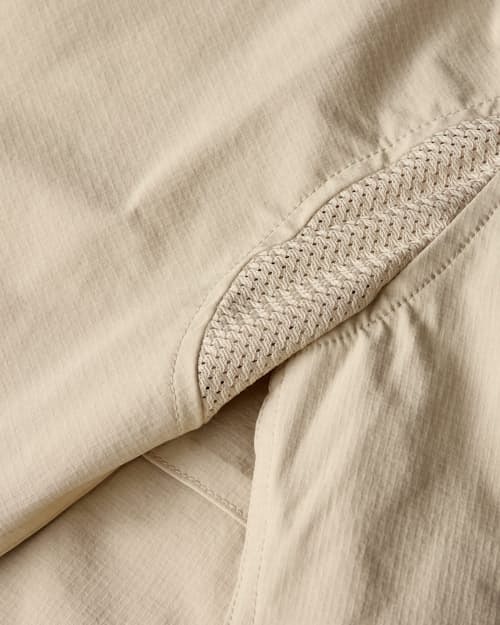 laydown detail image of Solas UPF Shirt