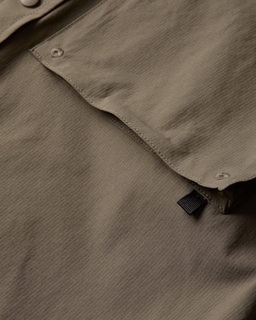 laydown detail image of Solas UPF Shirt