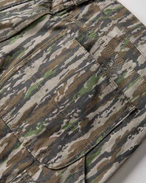 laydown detail image of Carpenter Short