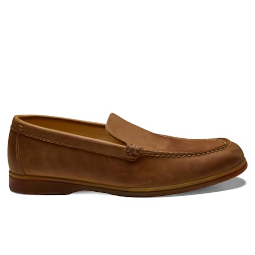 laydown image of Terra Loafer