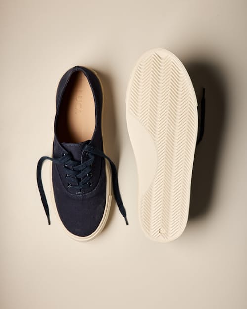 no crop image of Canvas Sneaker