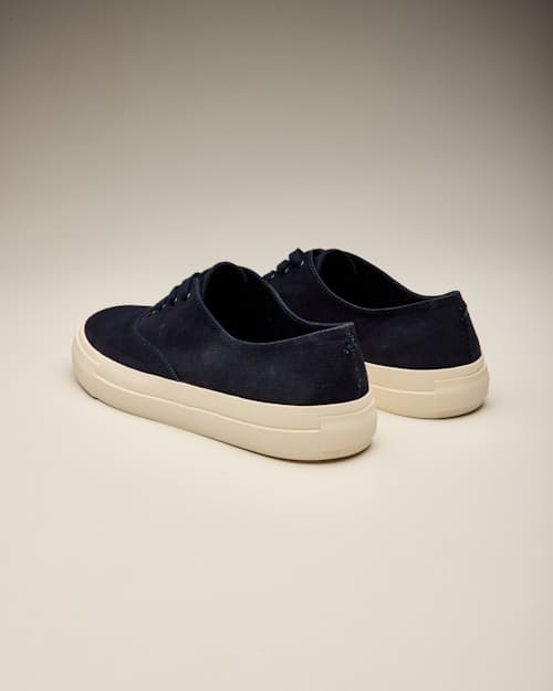 no crop image of Canvas Sneaker