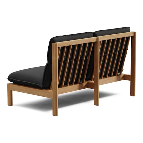 laydown image of Felloe Loveseat