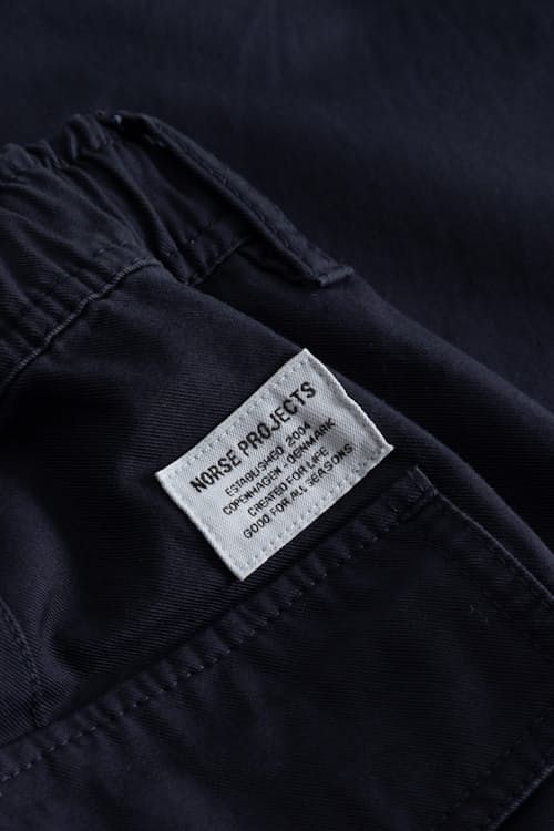 laydown detail image of Kvitfjell Relaxed Cotton Twill Pant