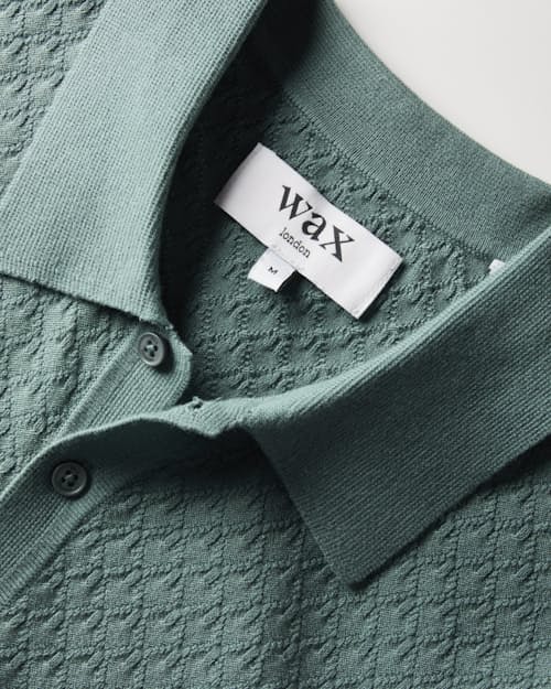 laydown detail image of Naples Polo