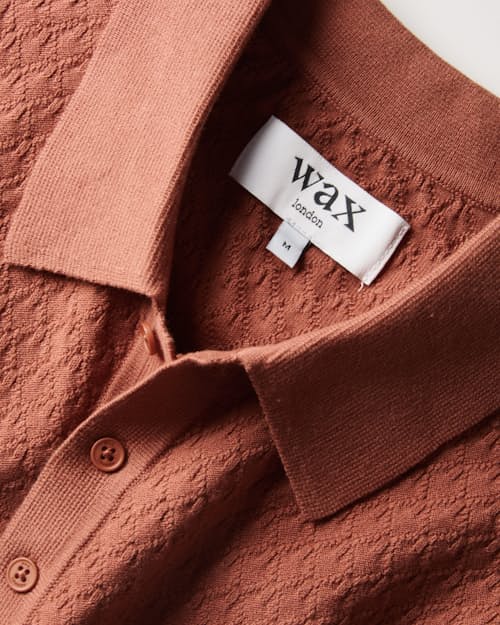 laydown detail image of Naples Polo