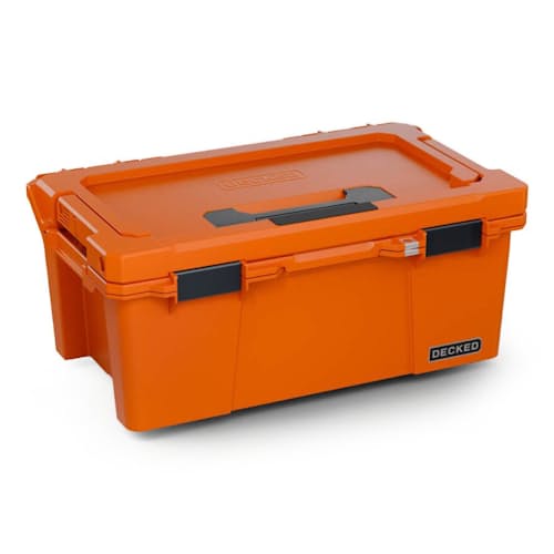 laydown image of Sixer 16 Gear Case