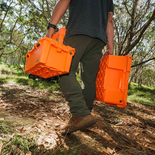 lifestyle image of Sixer 16 Gear Case