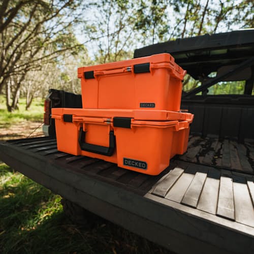 lifestyle image of Sixer 16 Gear Case