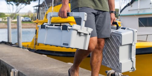 lifestyle image of Sixer 16 Gear Case
