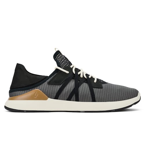 laydown image of Mio Li Sneaker