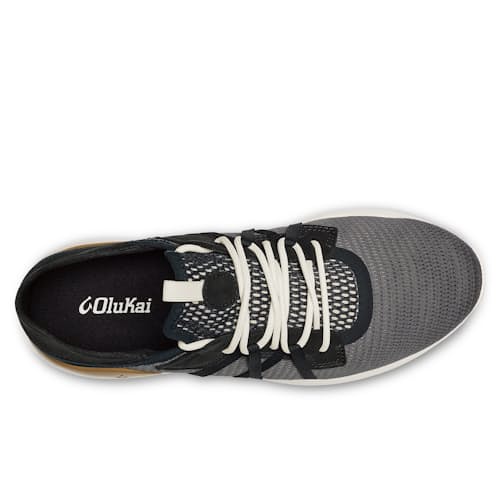 laydown image of Mio Li Sneaker