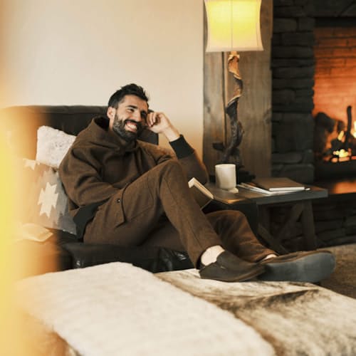 lifestyle image of Moloā Slipper