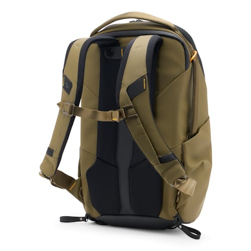 laydown image of Everyday Backpack Zip - 20L