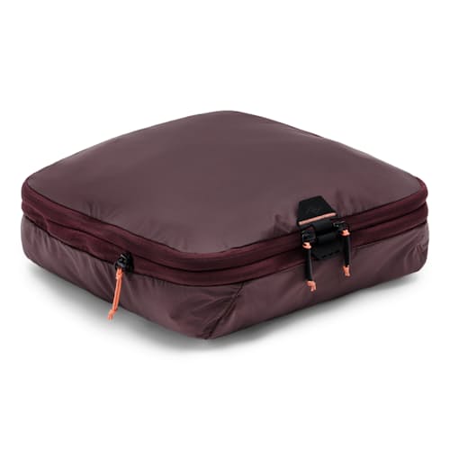 laydown image of Packing Cube - M