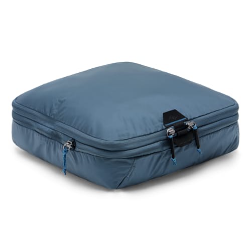laydown image of Packing Cube - M