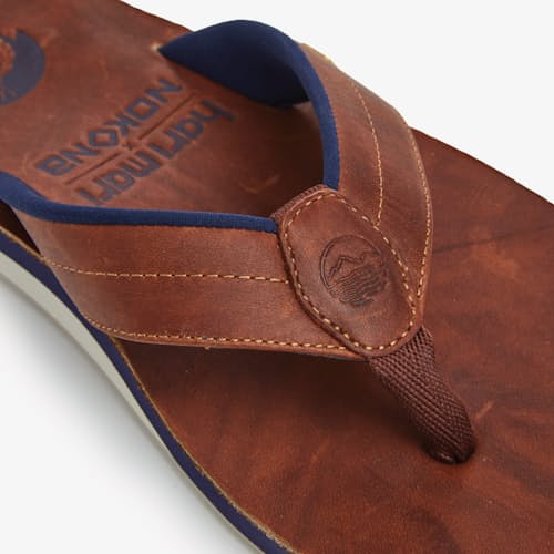 laydown detail image of Nakona Leather 3 Point Sandal