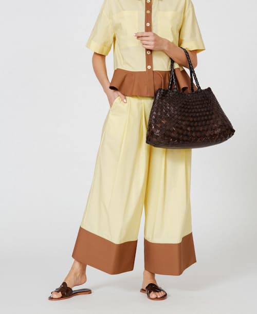 on model image of Santa Croce Big Bag