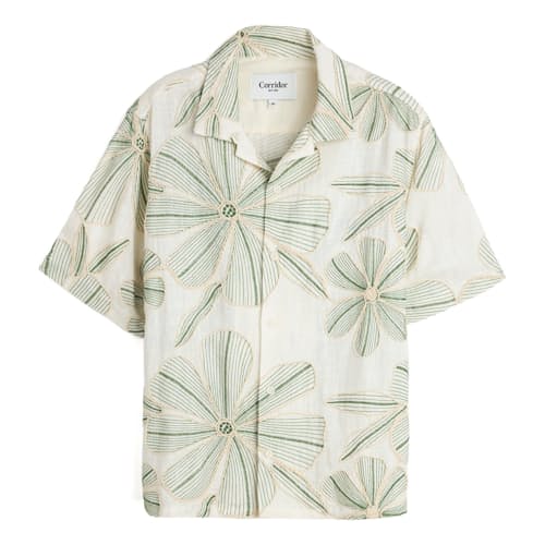 laydown image of Linen Applique Short Sleeve Shirt