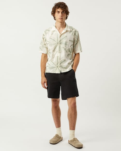on model image of Linen Applique Short Sleeve Shirt