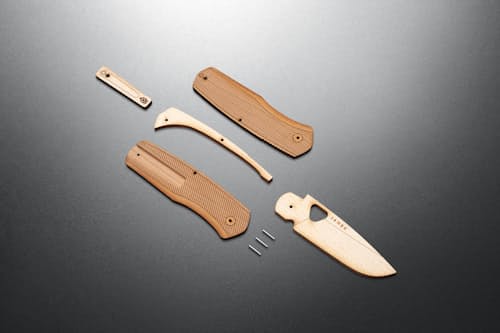 laydown detail image of The Folsom Pro Wooden Knife Kit