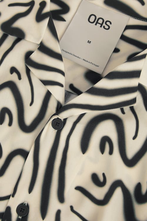 laydown detail image of Viscose Short Sleeve Shirt