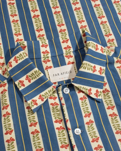 laydown detail image of Busey Floral Short Sleeve Shirt