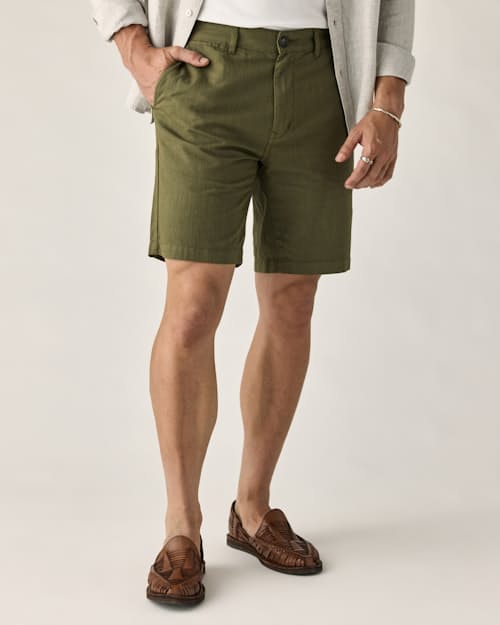 on model image of Cotton Linen Chino Short - 9"
