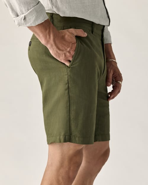 on model image of Cotton Linen Chino Short - 9"