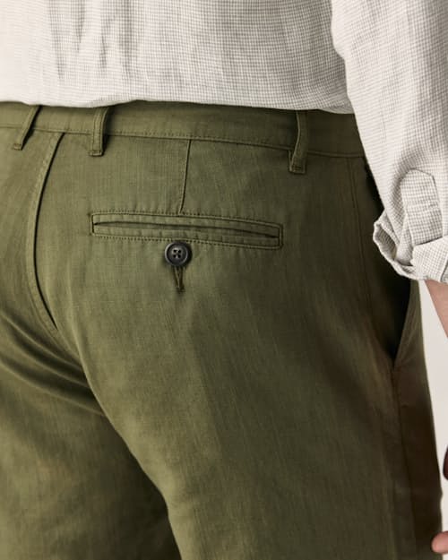 on model image of Cotton Linen Chino Short - 9"