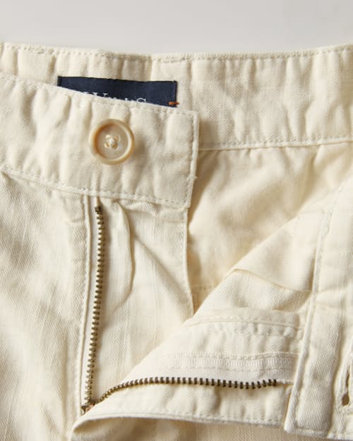 laydown detail image of Cotton Linen Chino Short - 9"