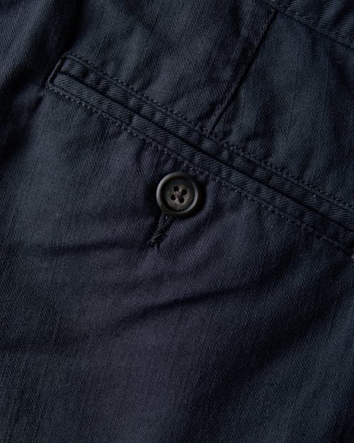 laydown detail image of Cotton Linen Chino Short - 9"