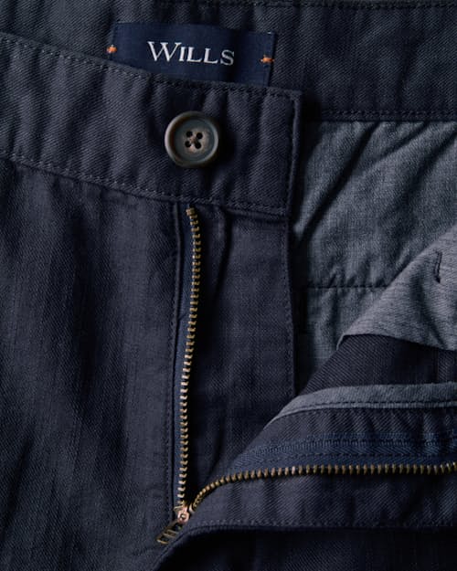 laydown detail image of Cotton Linen Chino Short - 7"