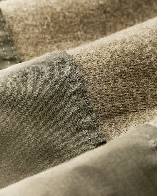laydown detail image of Colchuck Forester Jac Shirt