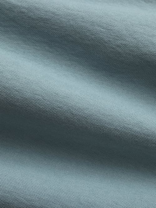 laydown detail image of Big Oxford