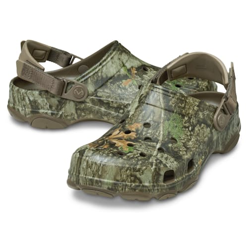 laydown image of RealTree All Terrain Clog
